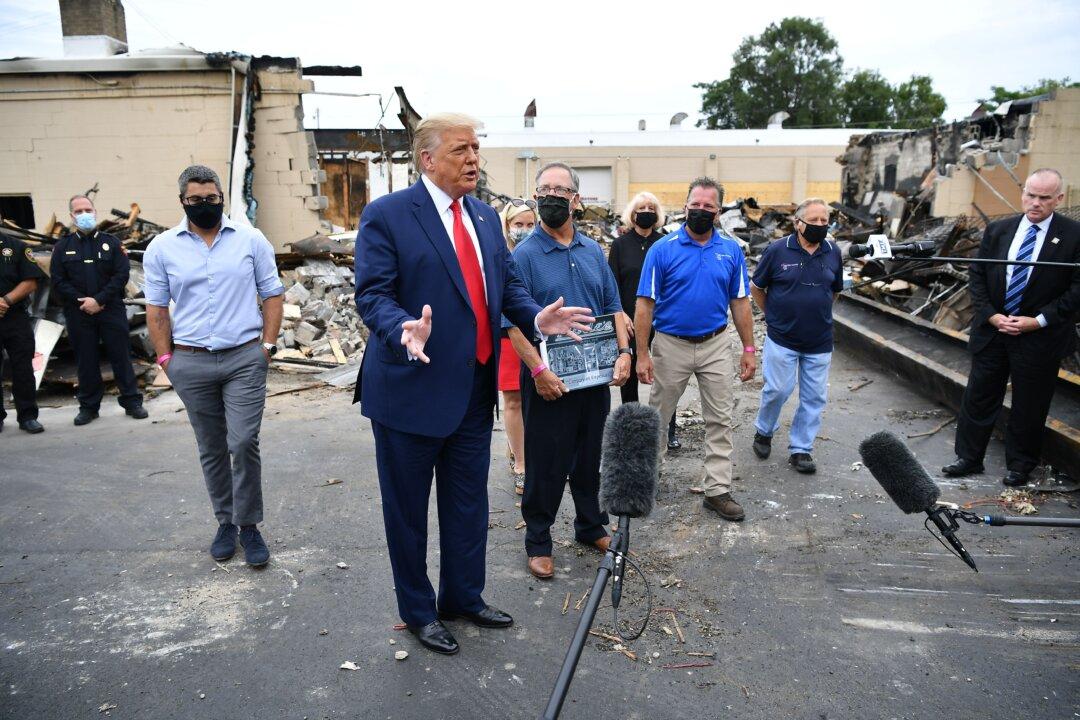 Trump Tours Damage From Riots in Kenosha, Promises to Help Businesses Rebuild