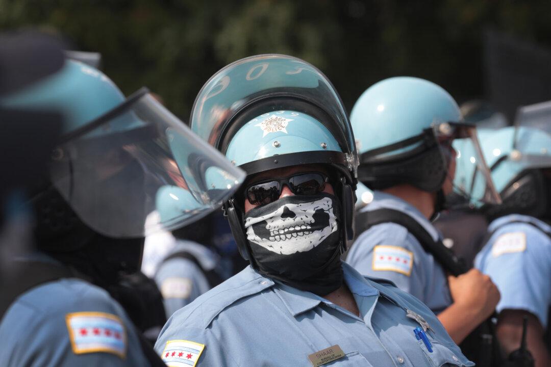 Chicago Police Aware of Intelligence Indicating Gangs May Target Officers