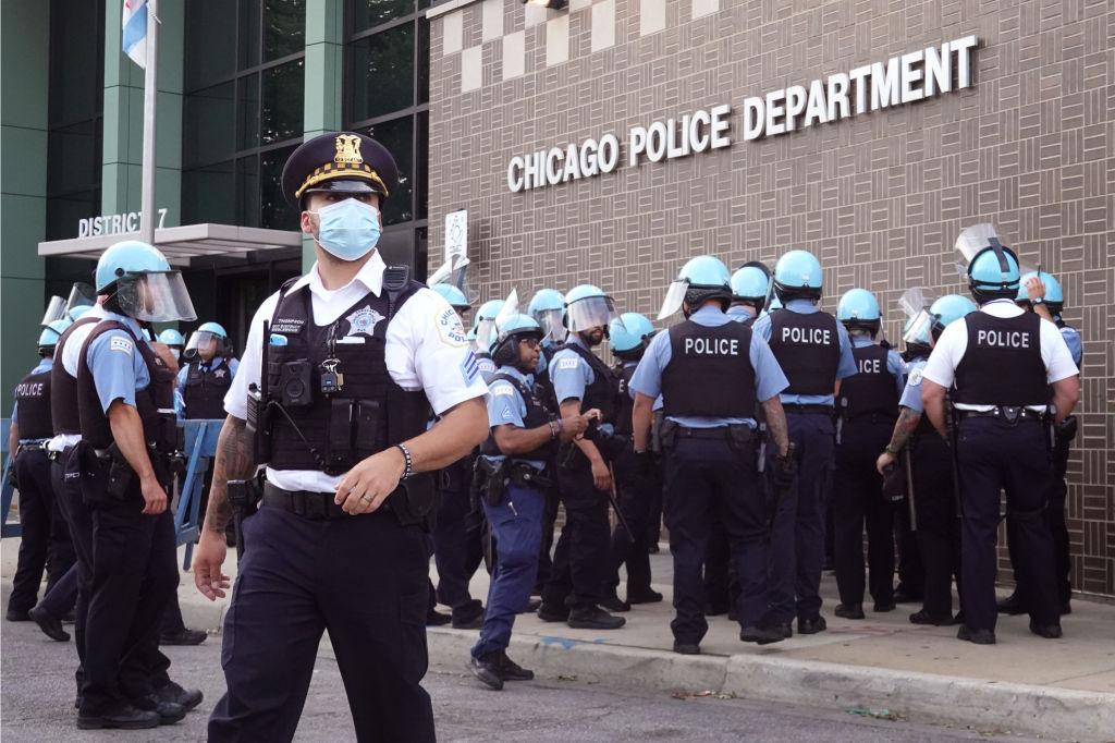 ‘A Recipe for Disaster’: Chicago Police Sergeant Union President Decries Prolonged Working Hours