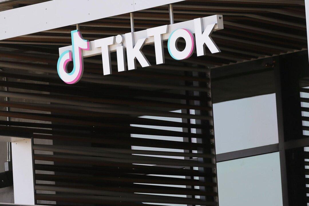 TikTok Sale to Oracle Under US Security Review, Mnuchin Says