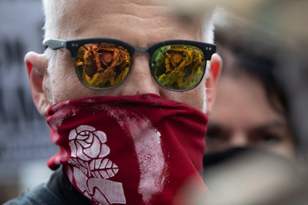 Antifa Members Flying Around the Country to Engage in Rioting: Barr