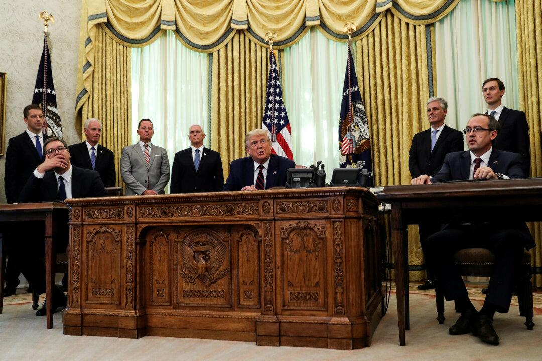 Trump Oversees Historic Kosovo-Serbia Economic Deal