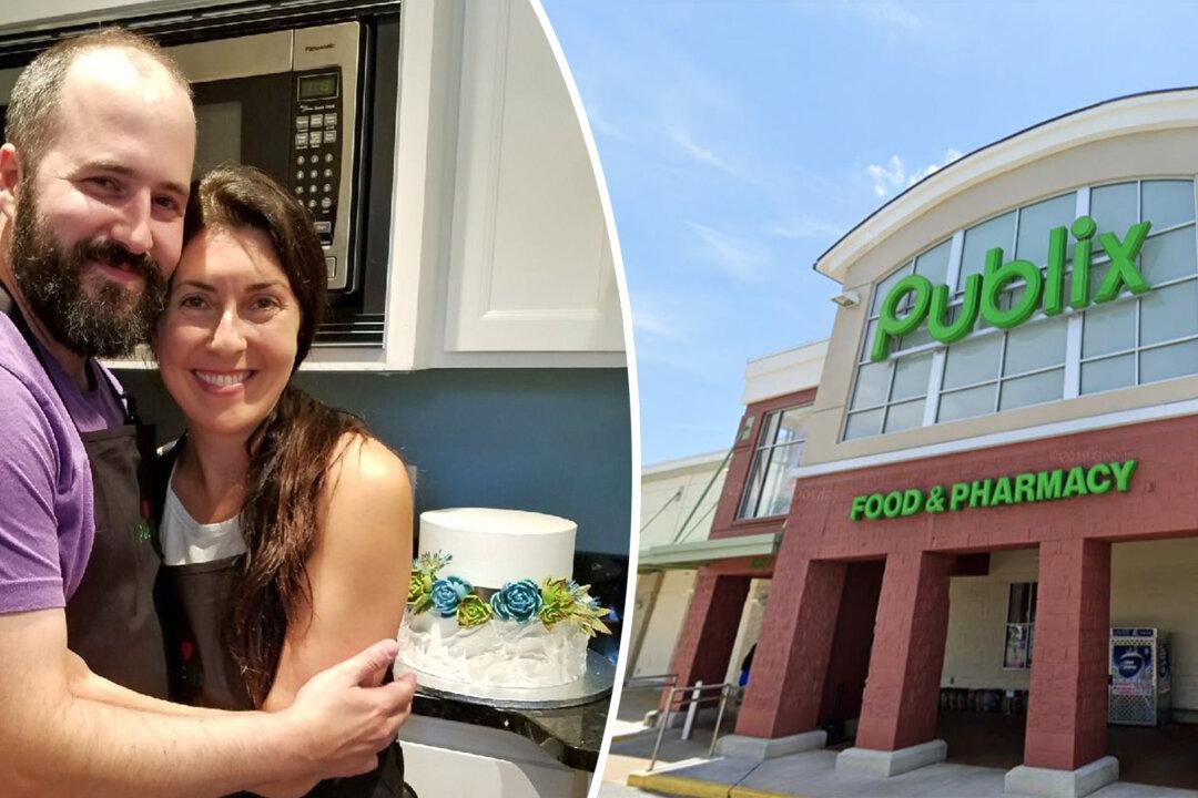 Cake Decorator Helps Couple DIY Their Dream Wedding Cake After COVID Interrupts Wedding Plans