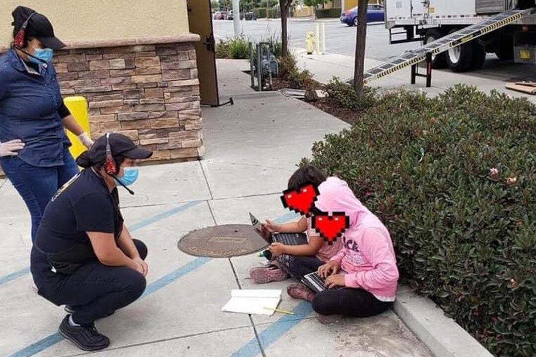 School Responds After Students Are Snapped Using Taco Bell’s WiFi to Do Their Class Work