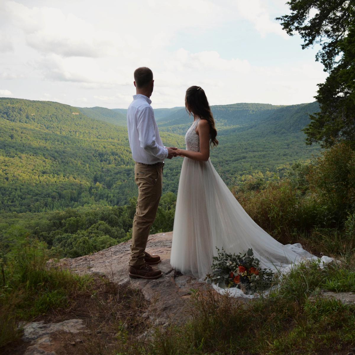 Ryan and Skye Myers at their wedding ceremony. (Caters News)