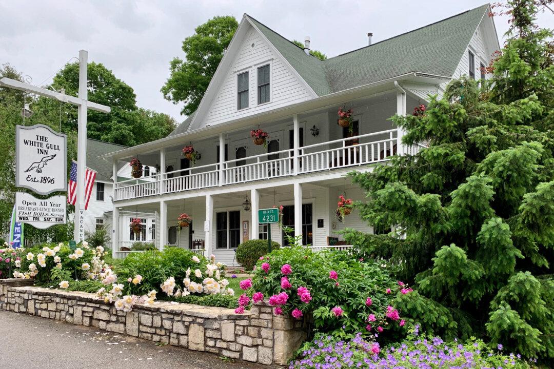 Door County’s White Gull Inn: A Fish Creek Delight