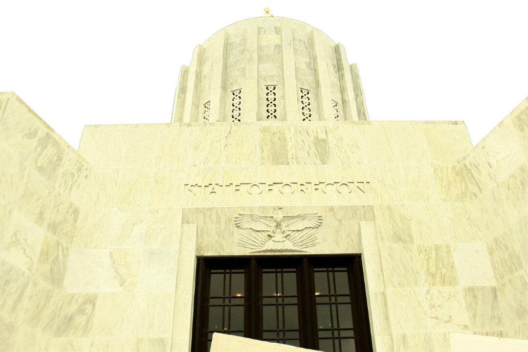 Oregon Senators Walk Out Over Contentious Abortion, Gender-Transition, and Gun-Related Bills