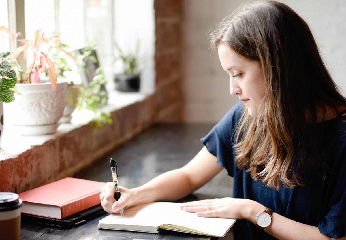 Australia is Becoming Less Literate as Writing and Literacy Standards Drop Significantly