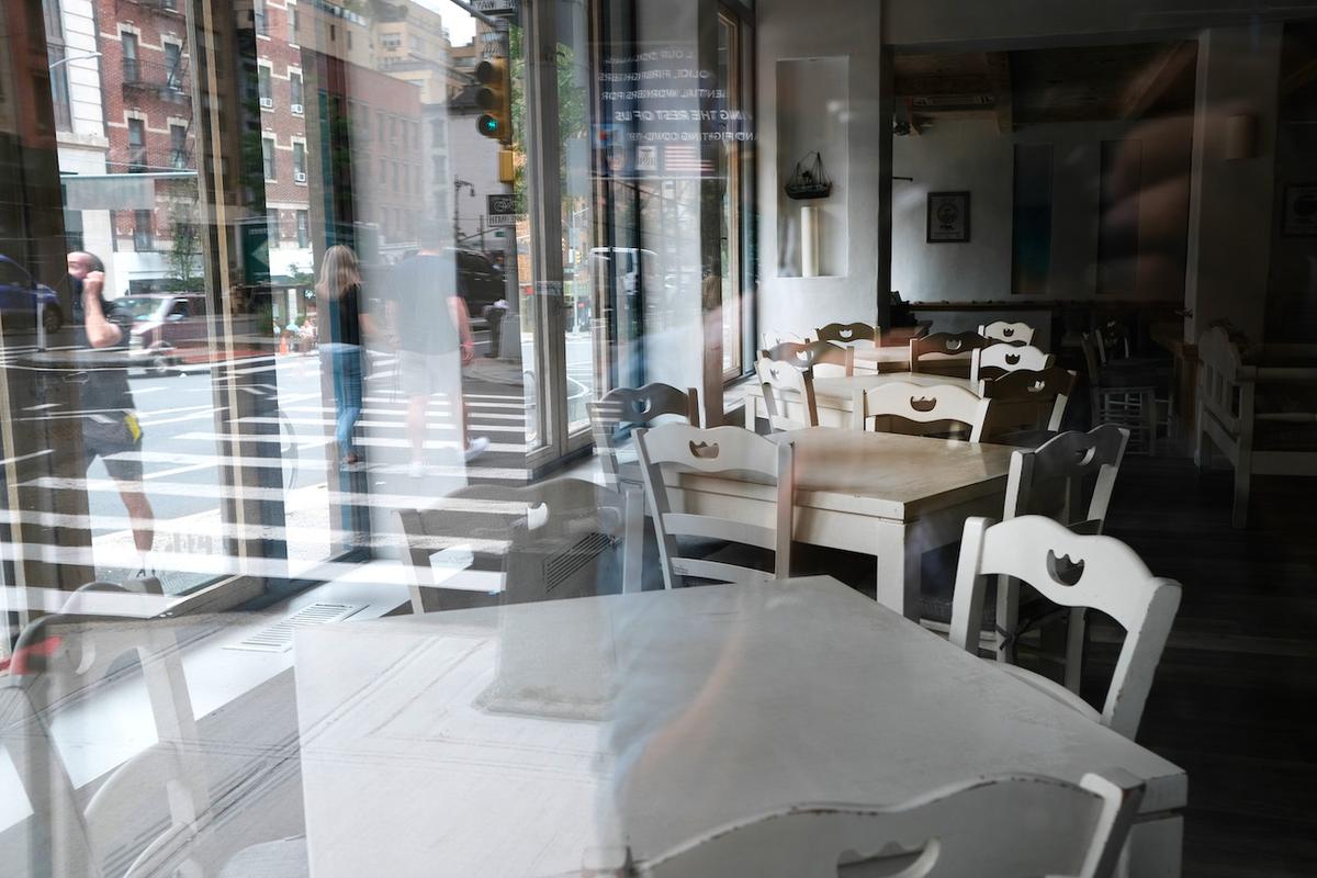 NYC Indoor Dining May Resume Sept 30 With Strict Restrictions, Cuomo Says
