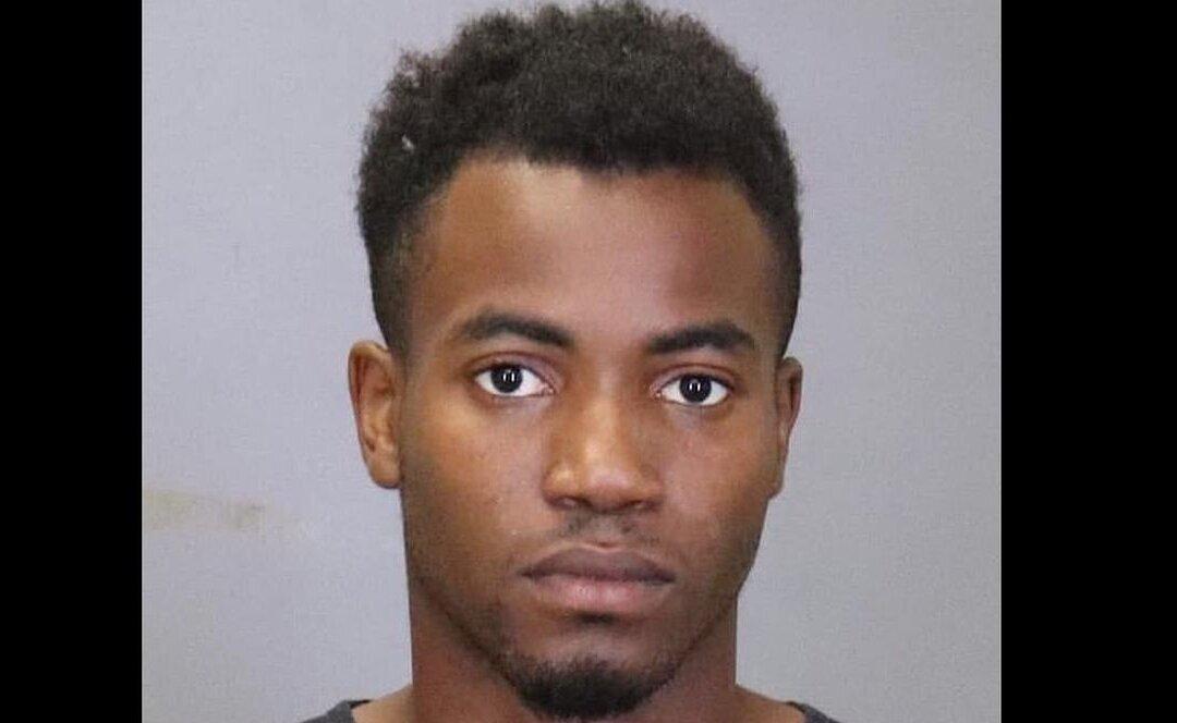 Man Stabbed AutoZone Employee Because Felt ‘Need to Find a White Male to Kill,’ Police Say