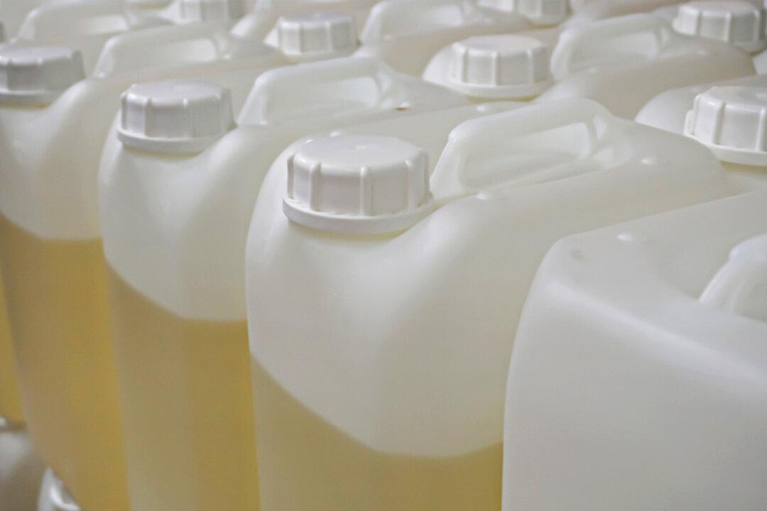 NC State Troopers Confiscate 20 Gallons of Suspected Moonshine During Traffic Stop