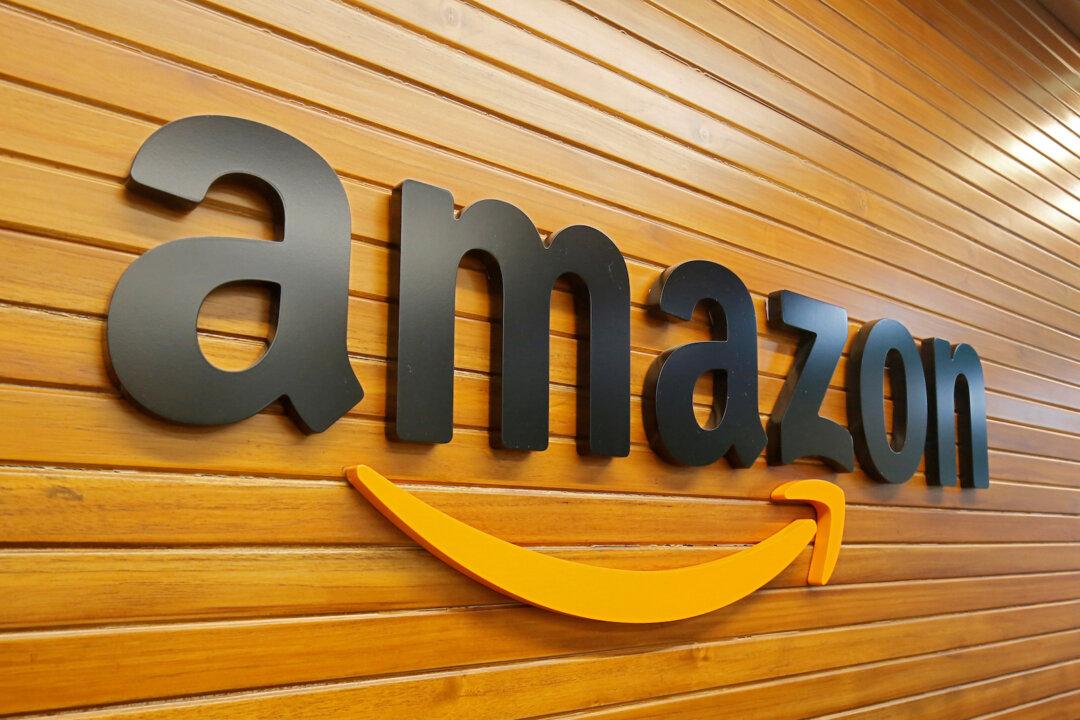 Amazon Offers to Help Biden Administration With CCP Virus Vaccine Distribution