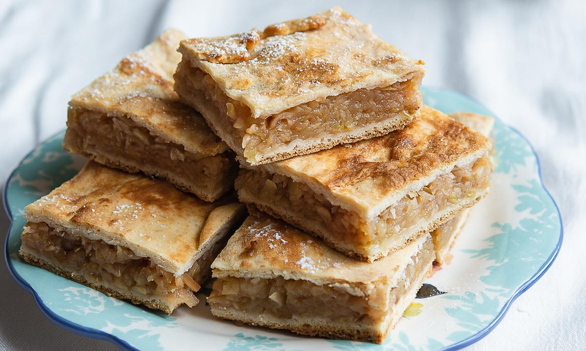 Placinte: Romanian Family Pies