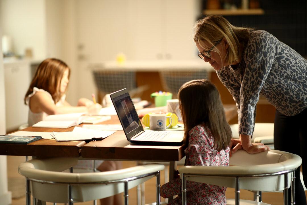 US Personal Satisfaction Drops From 2020 Record High, Survey Shows