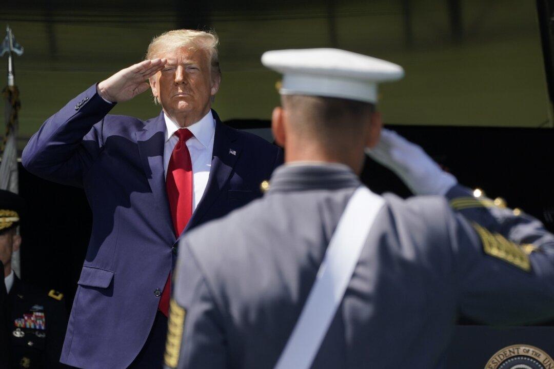 235 Former Military Leaders Support Trump, Say Democrats Will Leave US ‘More Vulnerable’