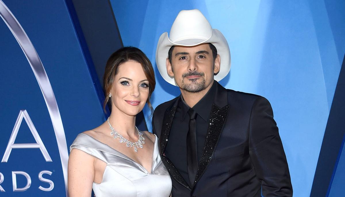 Brad Paisley, Wife Fight Hunger With 1 Million Meal Donation to Food Banks in 16 Cities