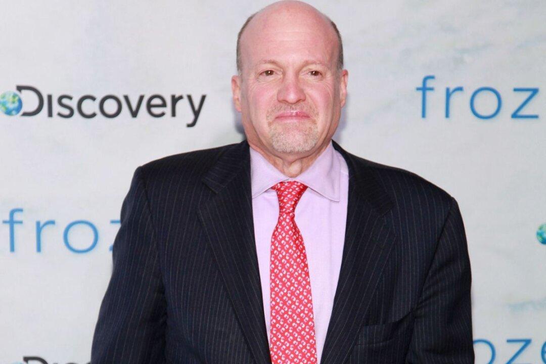 TV Host Jim Cramer Apologizes for Calling Pelosi ‘Crazy Nancy’