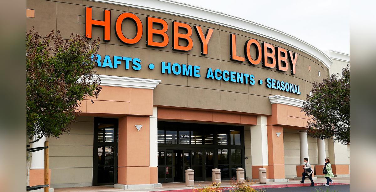 Hobby Lobby Raises Minimum Wage to $17 per Hour for Full-Timers Amidst ‘Challenging’ Year