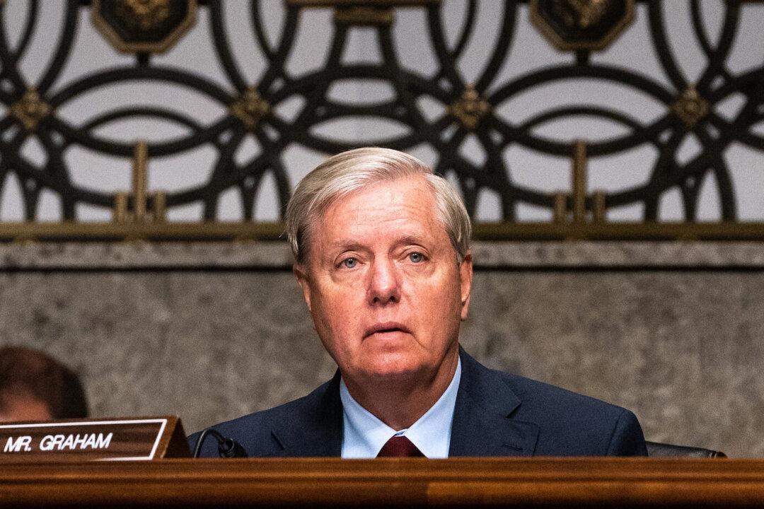 Sen. Lindsey Graham Confronted at Airport by Women Calling Judge Barrett Racist
