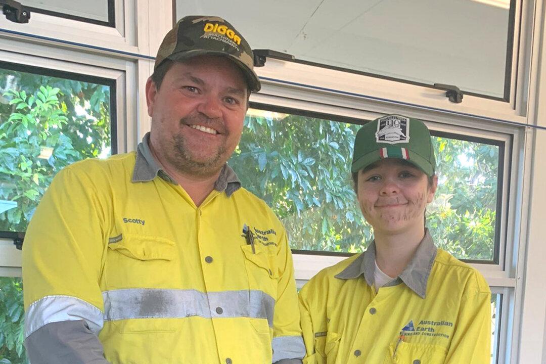 Loving Daughter Dresses Up Like Her Dad on ‘Be Your Hero’ Day at School, Delighting Him