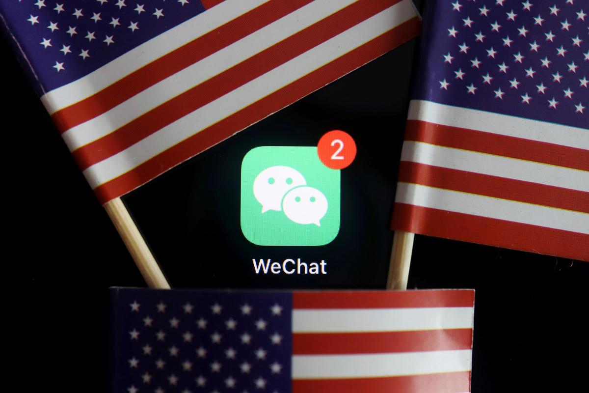 Judge Temporarily Blocks Trump Administration’s Order to Remove WeChat From App Stores