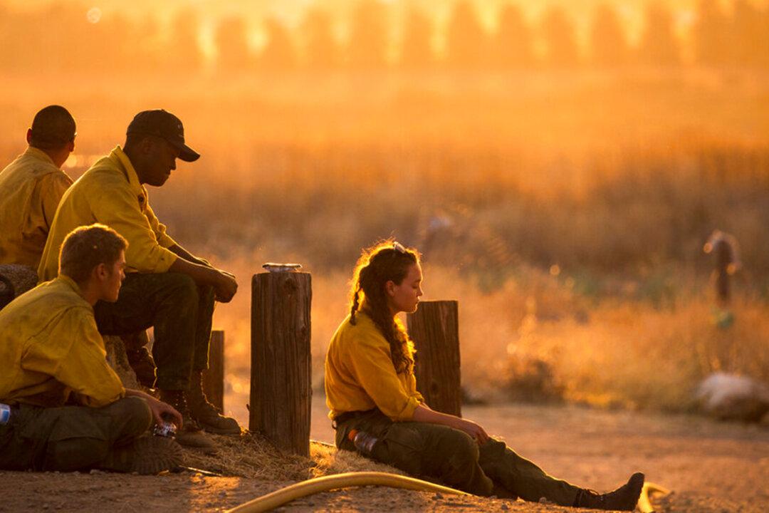 Firefighters Battle Exhaustion With Wildfire Flames: ‘You Can’t Breathe, You Can’t See’