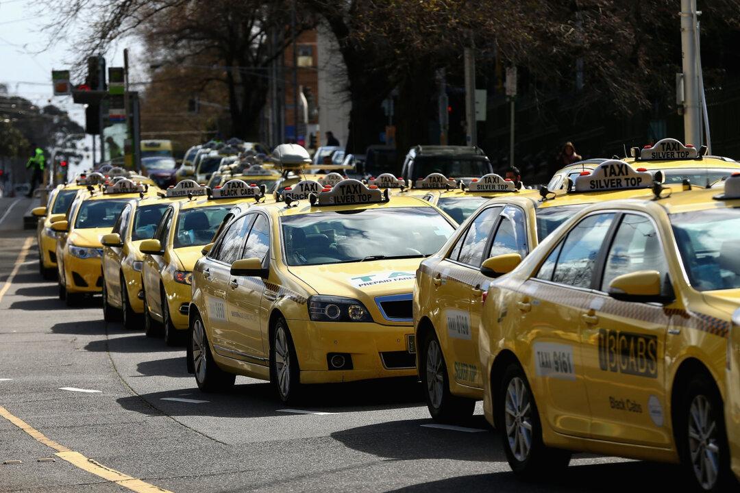 Victorian Taxi Drivers Must Turn on Meters to End Fare Gouging Practice