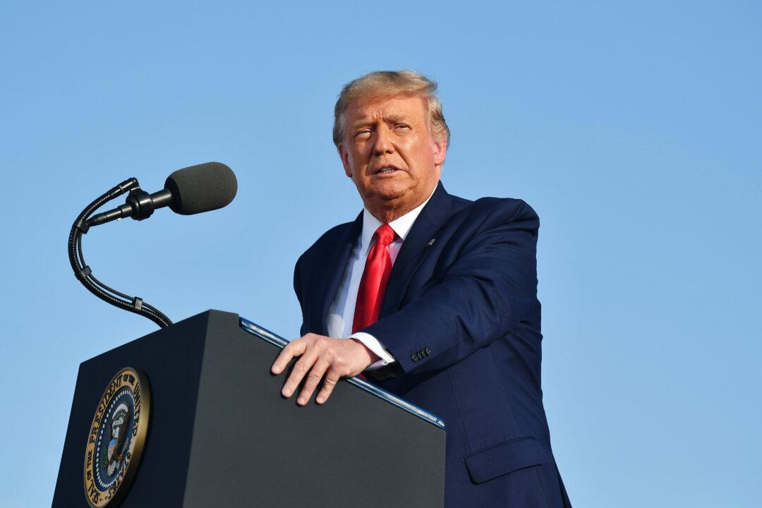 Trump Suggests Faster Investigations: ‘I’m so Angry at Republicans’