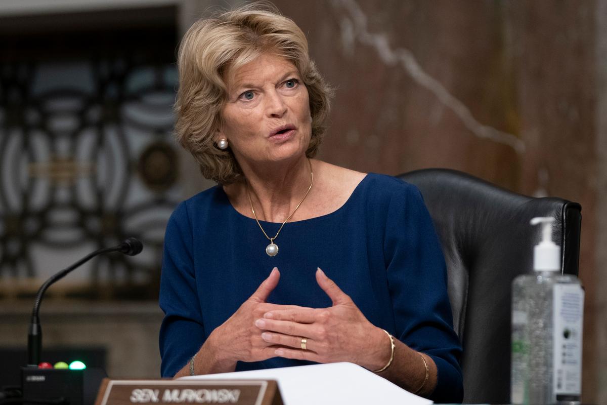 Sen. Murkowski Says She May Vote for Trump’s Supreme Court Nominee
