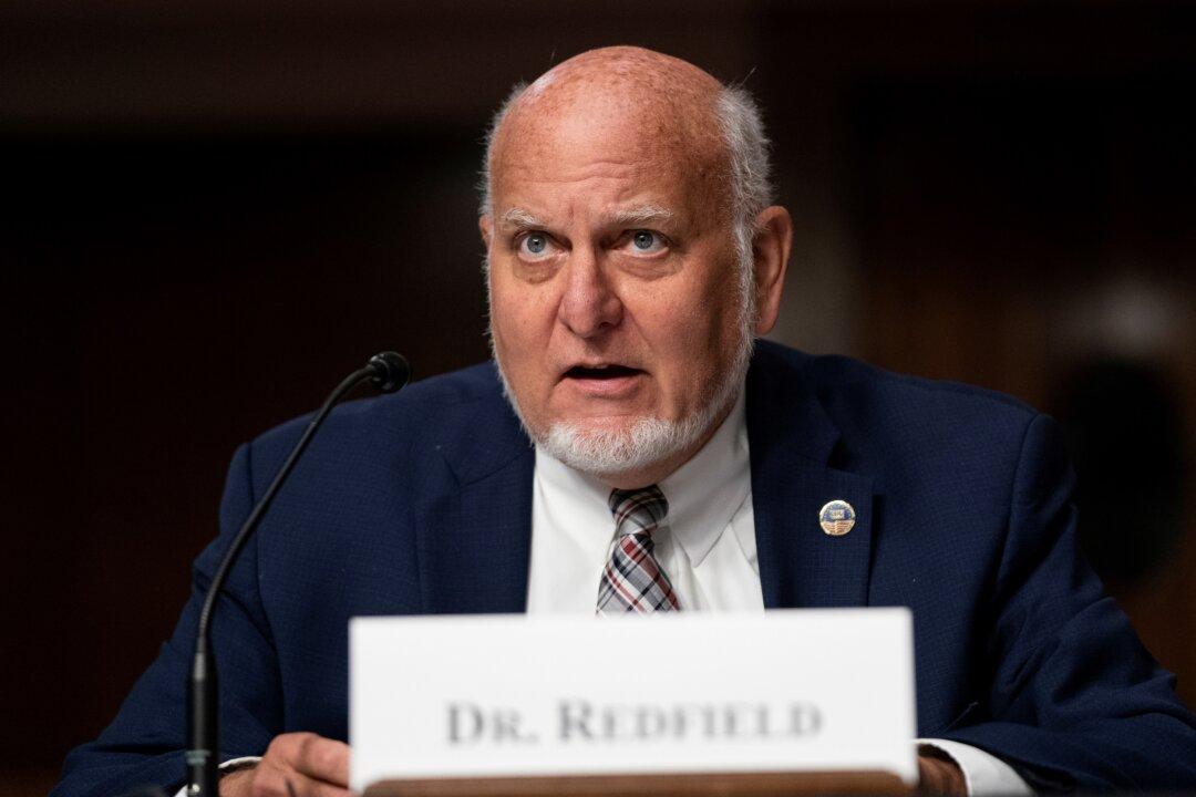 Former CDC Director Received Death Threats From Scientists for Supporting Wuhan Lab Leak Theory