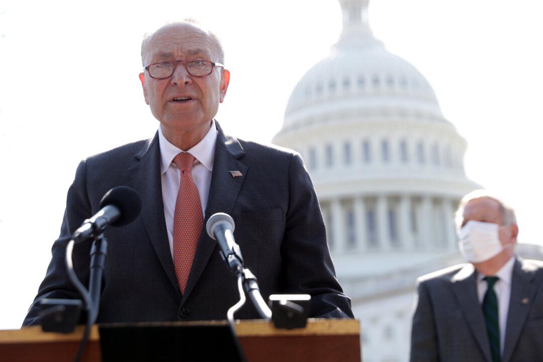 Schumer Blocks Election Security Briefing Over Supreme Court Fight