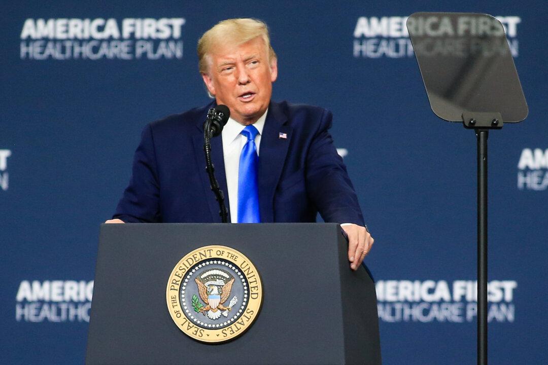 Trump Says He‘ll Try to Provide a ’Much Cheaper System' Than Obamacare