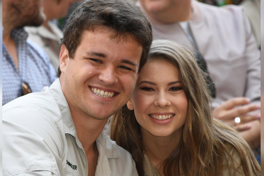 Bindi Irwin and Chandler Powell Reveal They Are Having a Baby Girl ‘Wildlife Warrior’