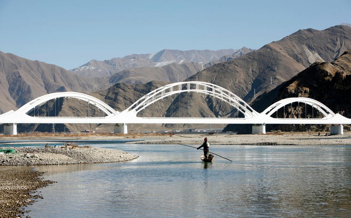 China Plans to ‘Turn Xinjiang Into California’ by Diverting Indian Rivers, Experts Say