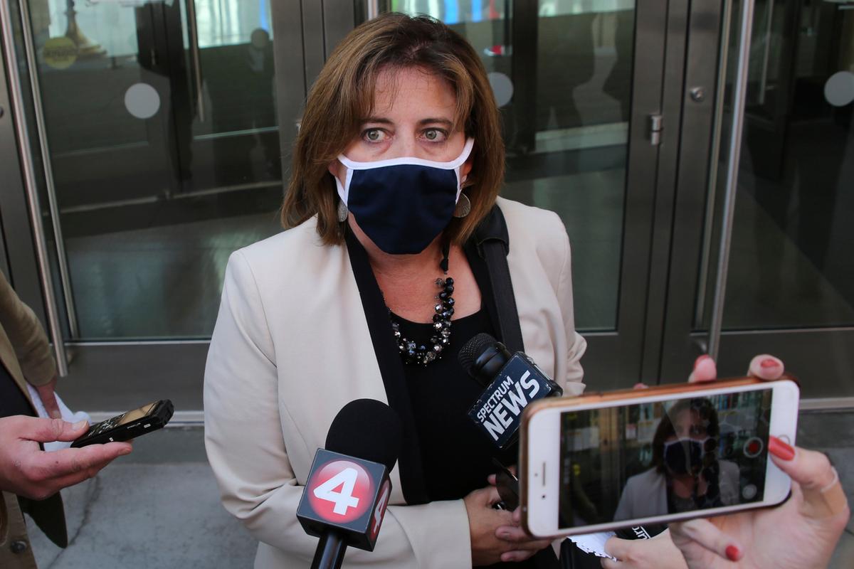 Quebec Woman Charged With Sending Ricin Letter to Trump Pleads Not Guilty