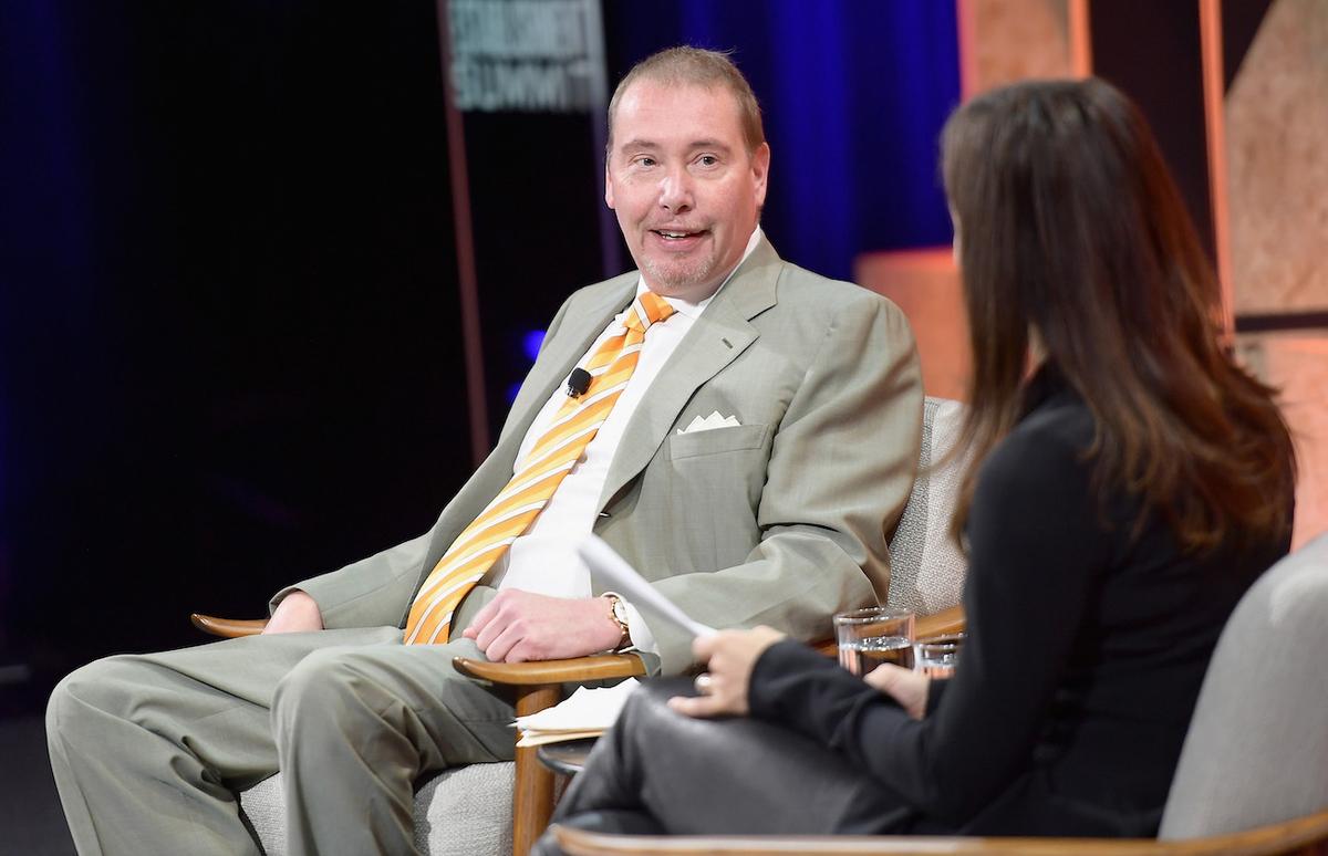 Billionaire Jeffrey Gundlach Suggests He’s Contemplating Leaving California Over Taxes