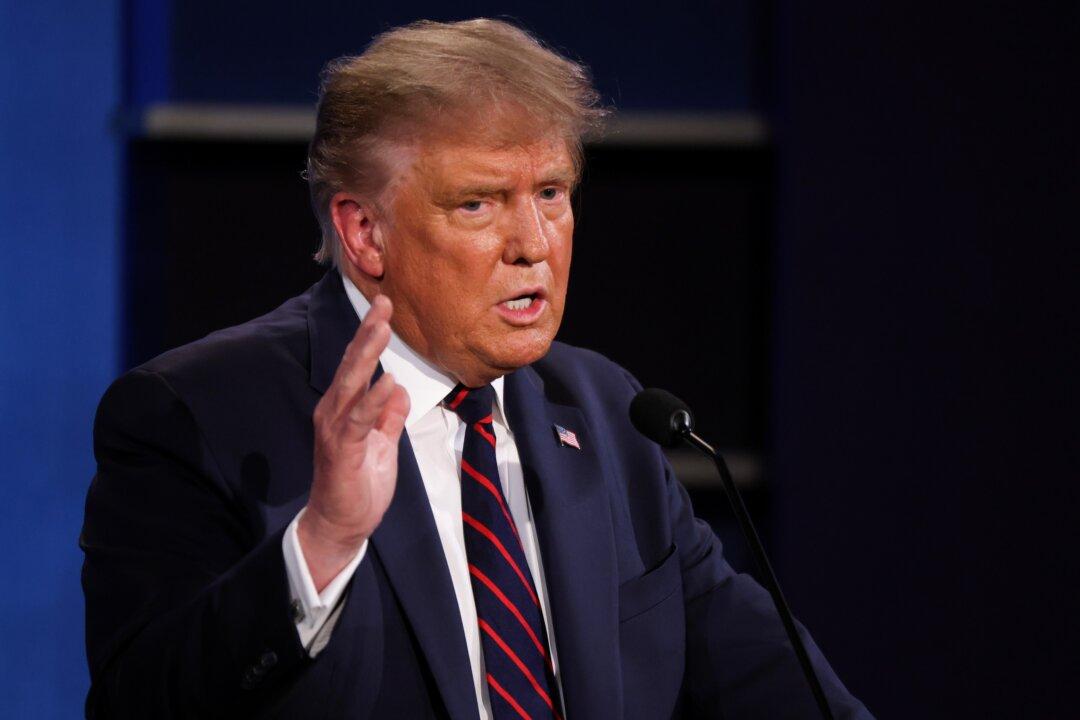 Trump Says He’s Willing to Condemn White Supremacists, Tell Militias to Back Off