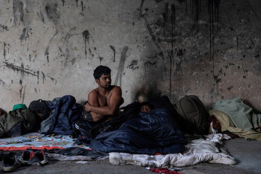 Brawl Among Migrants in Bosnia Kills 2, Injures 18