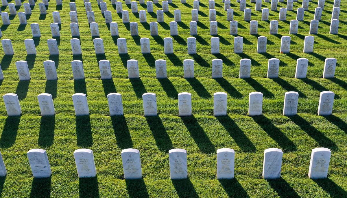 Patriot Honors Over 3,200 Military Heroes by Touching Every Headstone at Vermont Cemetery