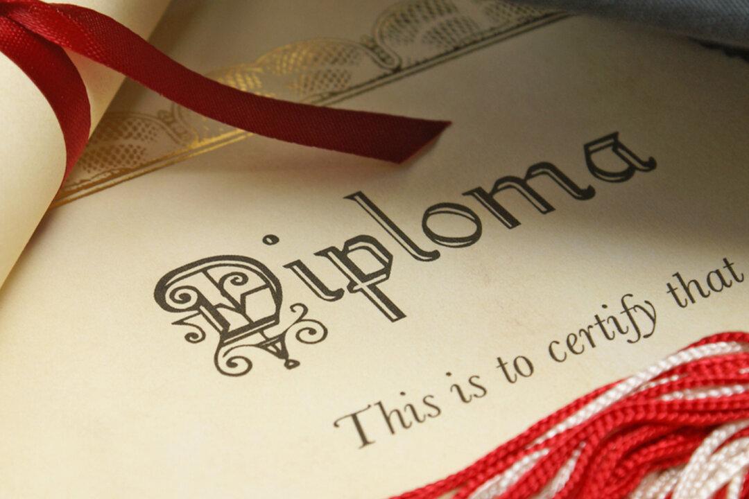 Marine Vet, 84, ‘Very Proud’ on Receiving High School Diploma 66 Years After Serving in Korea