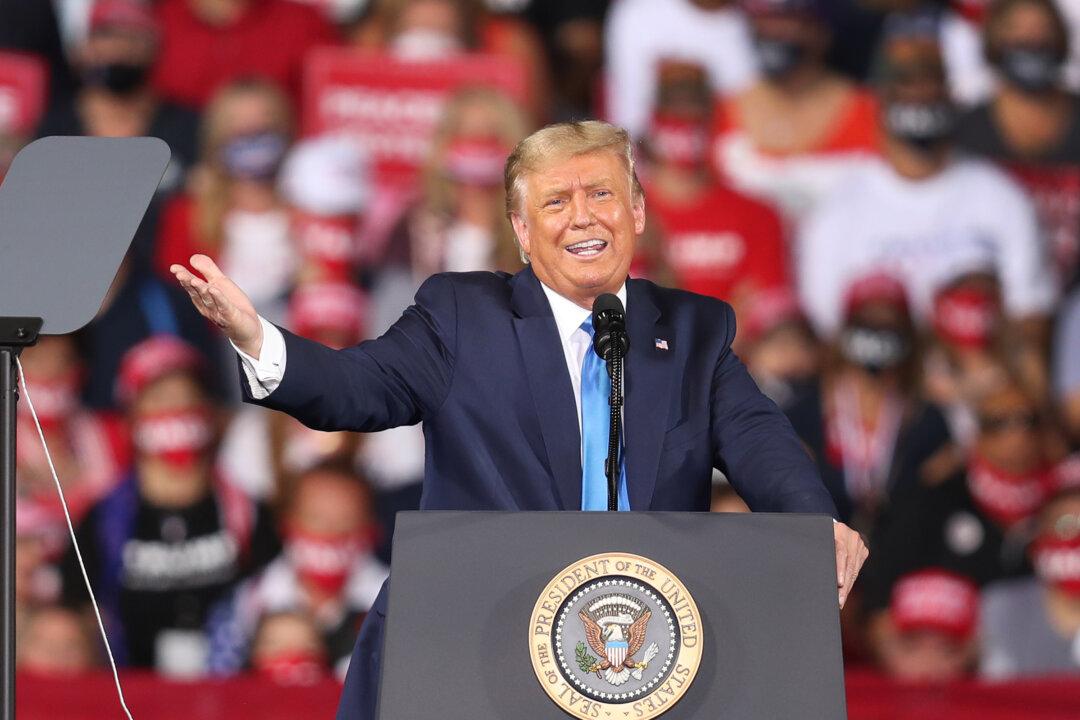 Trump Cancels Florida Trip After Testing Positive for COVID-19, Keeps Phone Call