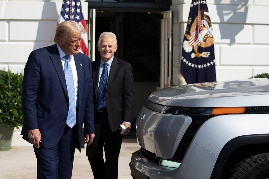 Navarro: DOJ Slow-Walked Trump’s Executive Orders While Fast-Tracking Biden’s