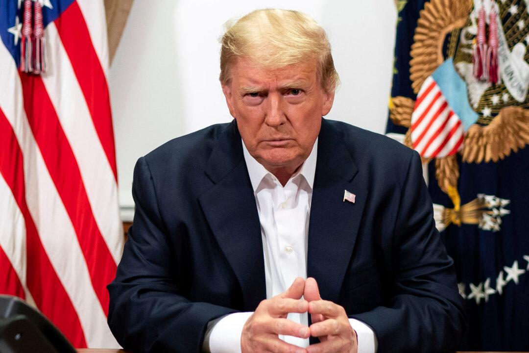 Trump Announces Declassification of Russia Collusion, Clinton Email Probe Documents