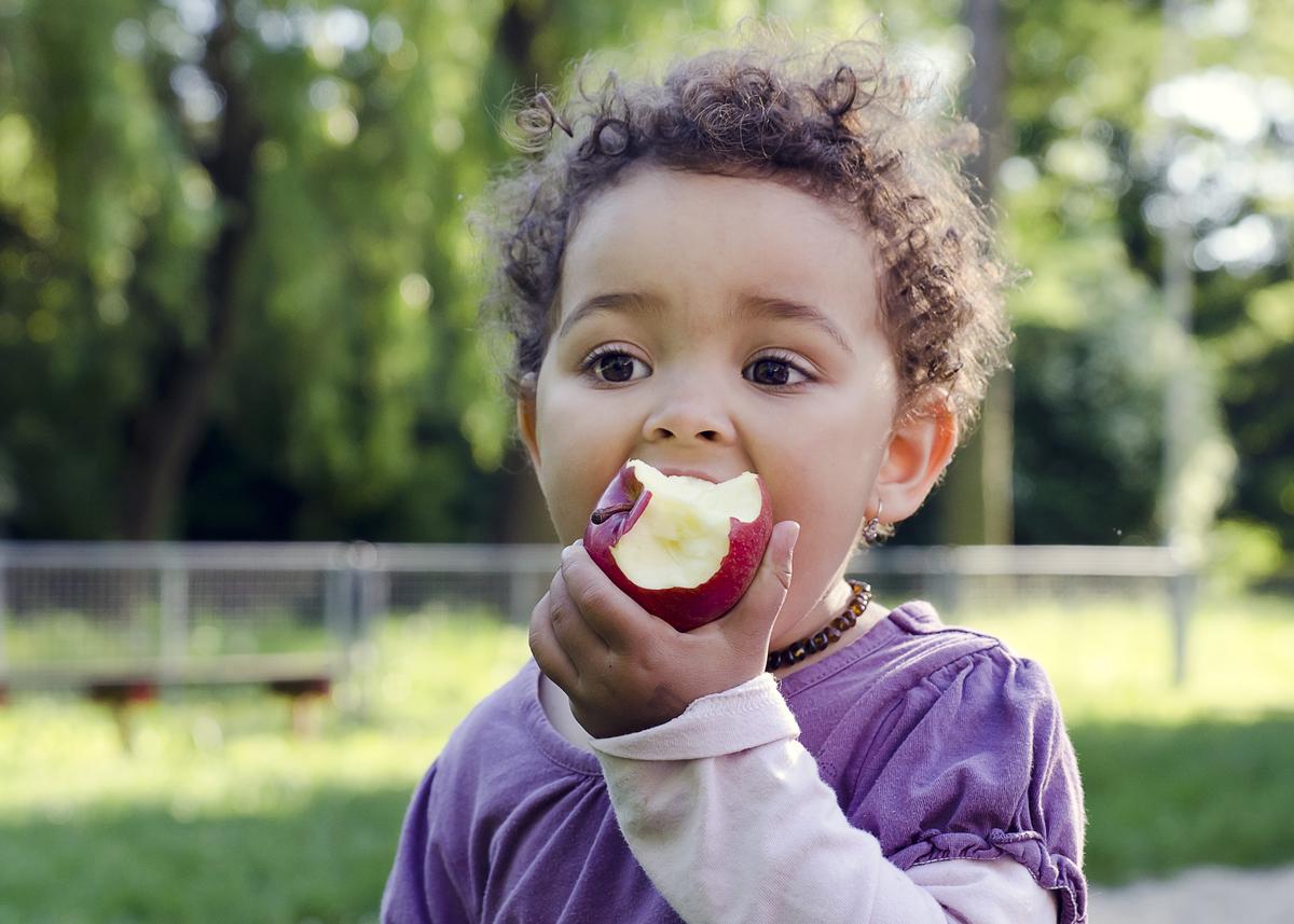 Why You Should Eat 2 Apples a Day