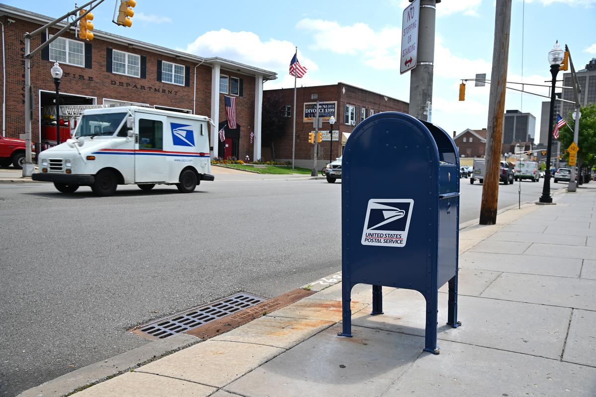 Praising Congress’s Postal Plan for What It Doesn’t Do