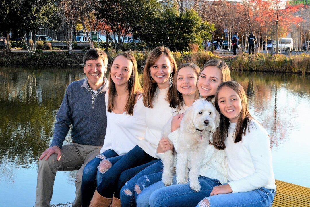 Creating Strong Bonds With Teenage Daughters