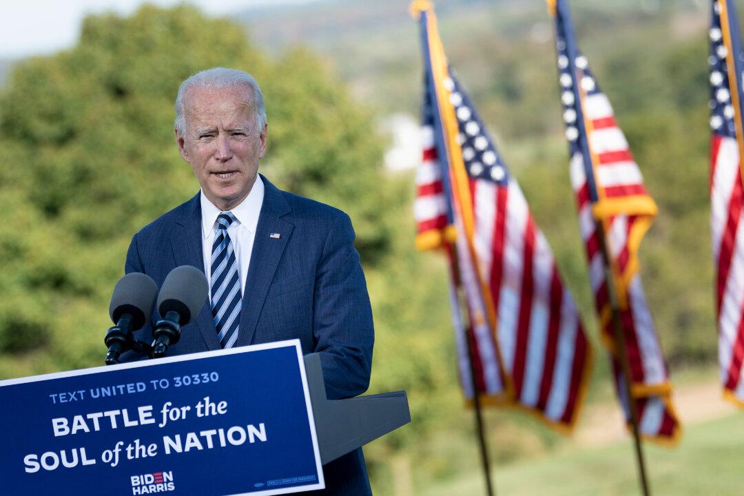 Biden Says He'll Reveal Position on Court-Packing After Election