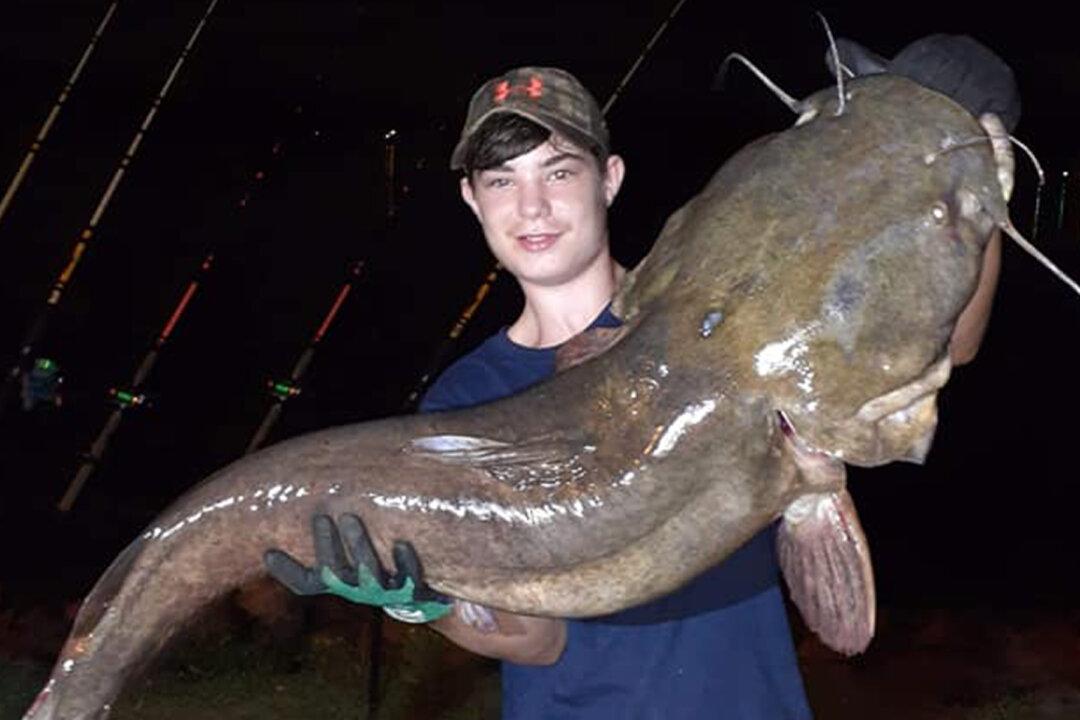 13-Year-Old Reels In Monster Catfish Fishing on SC Lake–and the Photos Go Viral