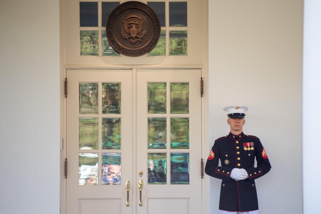 Trump Working in Oval Office, Will Speak to American People ‘Soon’