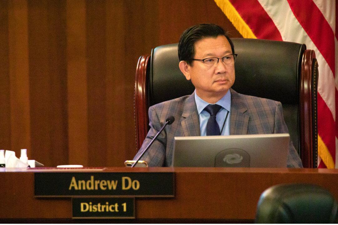 Supervisors Quarrel Over COVID-19 Mandates